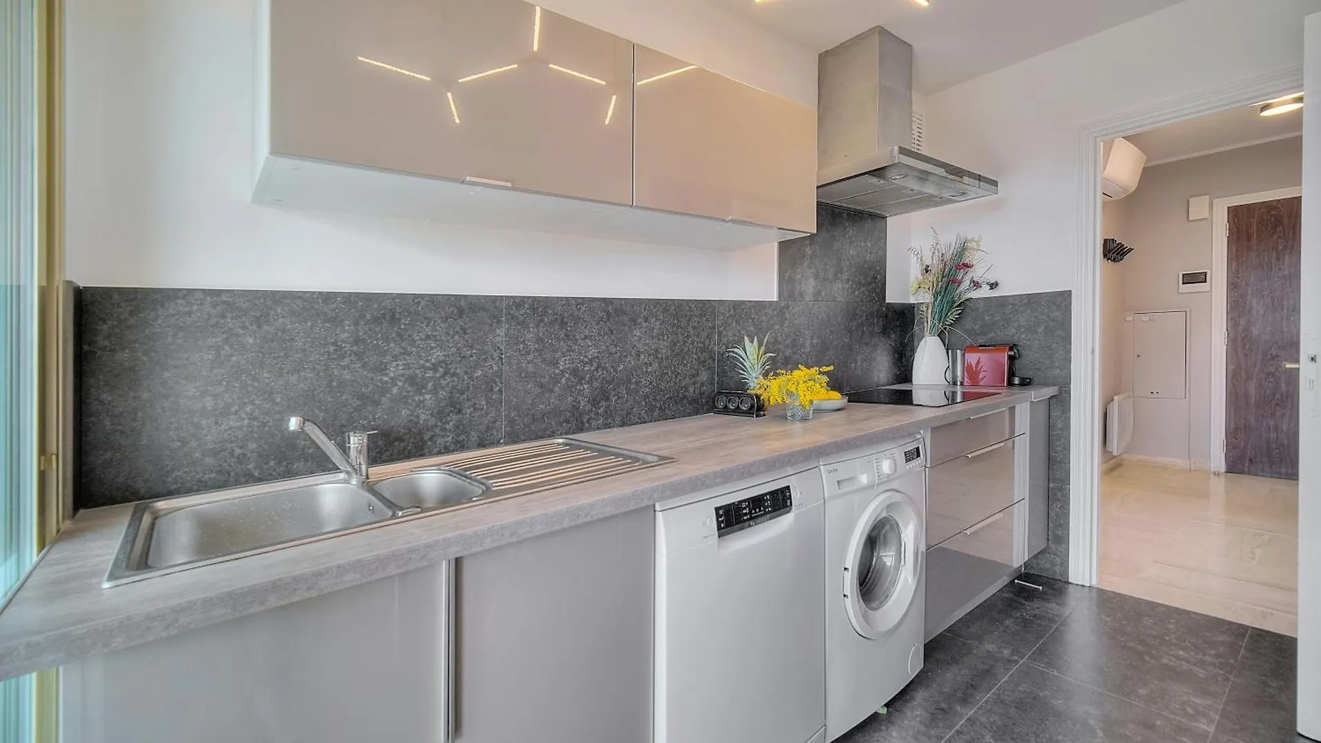 דירה קאן Serenity By The Sea 180 Degrees Sea View And Pool