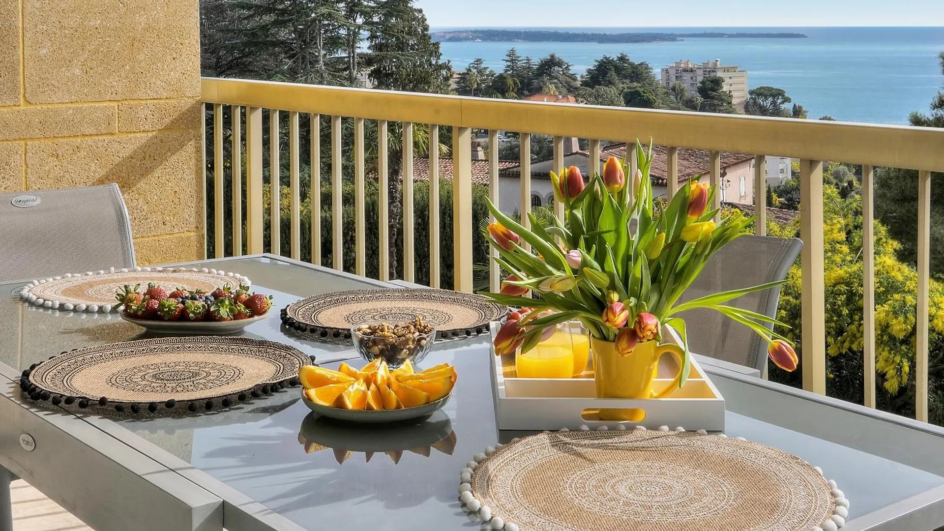 Serenity By The Sea 180 Degrees Sea View And Pool 戛纳