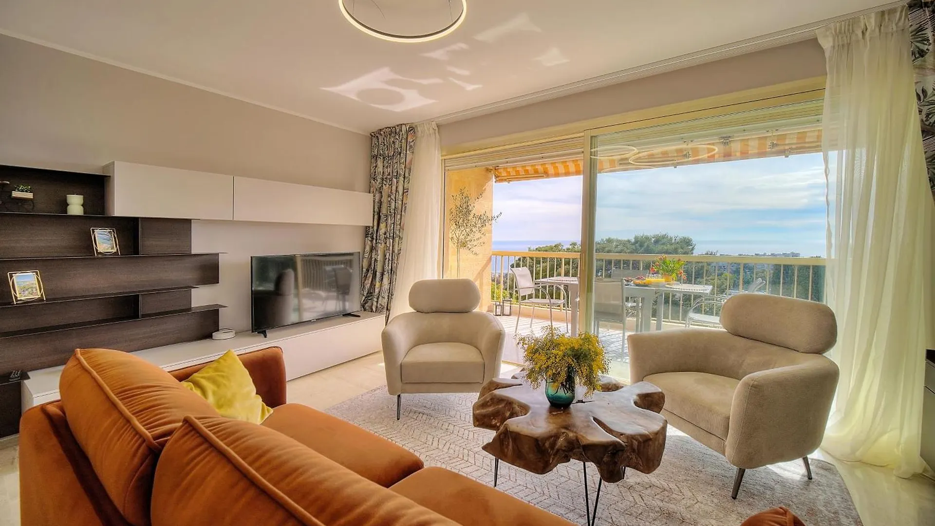 公寓 Serenity By The Sea 180 Degrees Sea View And Pool 戛纳